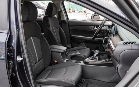 KIA Cerato IV, 2018 год, 2 090 000 рублей, 8 фотография