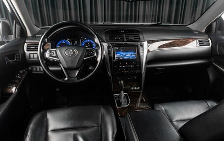 Toyota Camry, 2015 год, 2 569 000 рублей, 6 фотография