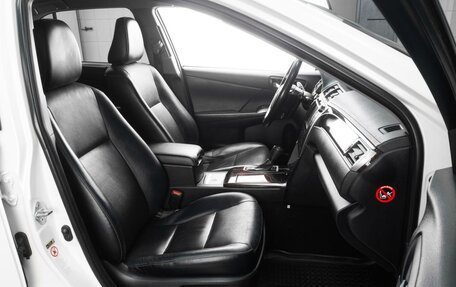 Toyota Camry, 2015 год, 2 569 000 рублей, 8 фотография