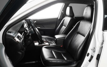 Toyota Camry, 2015 год, 2 569 000 рублей, 10 фотография