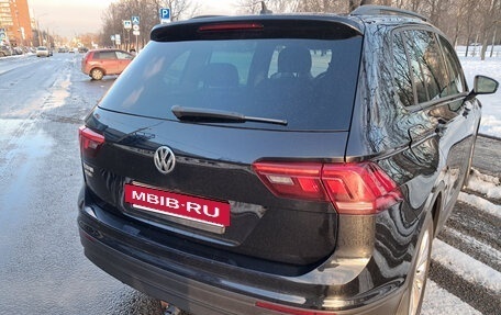 Volkswagen Tiguan II, 2019 год, 2 100 000 рублей, 4 фотография