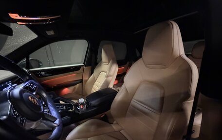 Porsche Cayenne III, 2018 год, 12 800 000 рублей, 11 фотография