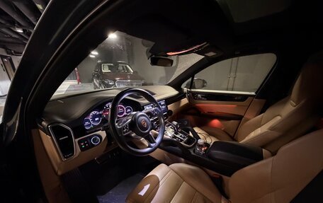 Porsche Cayenne III, 2018 год, 12 800 000 рублей, 12 фотография
