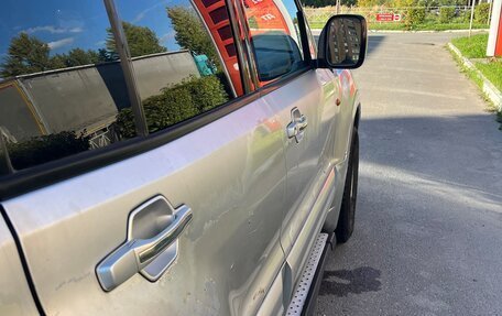 Mitsubishi Pajero III рестайлинг, 2001 год, 610 000 рублей, 9 фотография