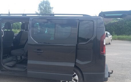 Nissan NV300, 2018 год, 2 490 000 рублей, 5 фотография