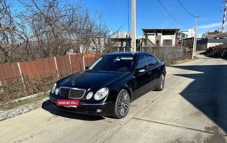 Mercedes-Benz E-Класс, 2006 год, 850 000 рублей, 2 фотография