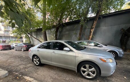 Toyota Camry, 2006 год, 970 000 рублей, 2 фотография