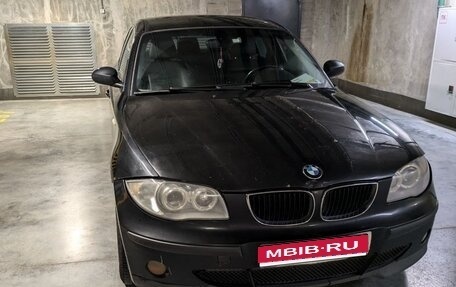 BMW 1 серия, 2005 год, 750 000 рублей, 1 фотография