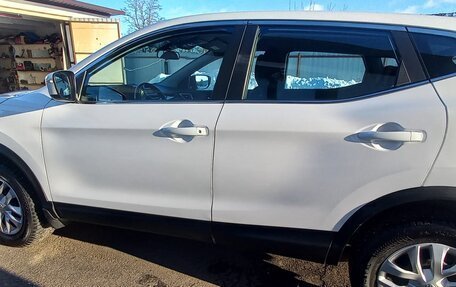 Nissan Qashqai, 2017 год, 1 930 000 рублей, 2 фотография