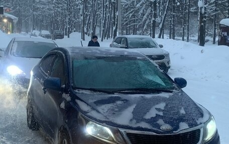 KIA Rio III рестайлинг, 2013 год, 750 000 рублей, 3 фотография