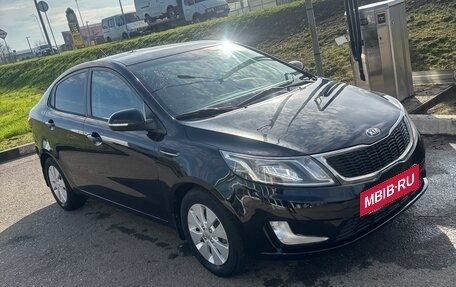 KIA Rio III рестайлинг, 2013 год, 1 050 000 рублей, 2 фотография