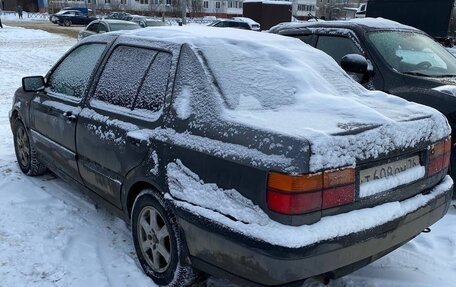 Volkswagen Vento, 1992 год, 120 000 рублей, 2 фотография