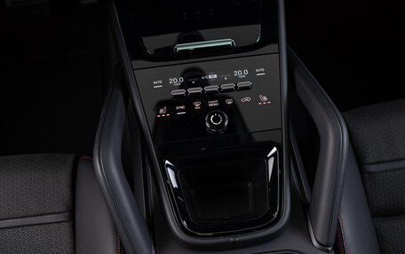 Porsche Cayenne III, 2025 год, 25 490 000 рублей, 19 фотография