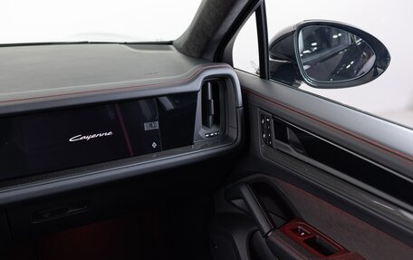 Porsche Cayenne III, 2025 год, 25 490 000 рублей, 20 фотография