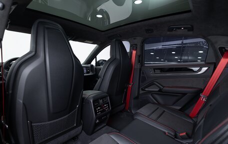 Porsche Cayenne III, 2025 год, 25 490 000 рублей, 29 фотография