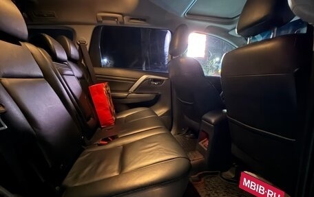 Mitsubishi Montero Sport, 2022 год, 3 800 000 рублей, 12 фотография