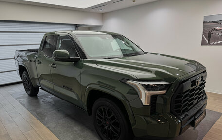 Toyota Tundra, 2022 год, 9 000 000 рублей, 3 фотография