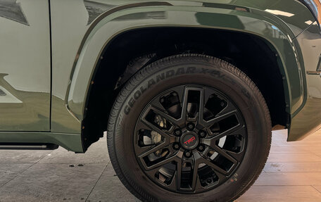 Toyota Tundra, 2022 год, 9 000 000 рублей, 13 фотография