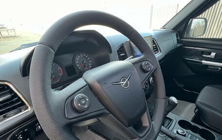 ЛуАЗ Patriot, 2017 год, 1 400 000 рублей, 13 фотография