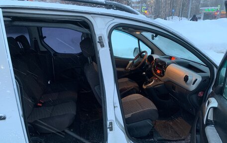 Peugeot Partner II рестайлинг 2, 2012 год, 690 000 рублей, 8 фотография