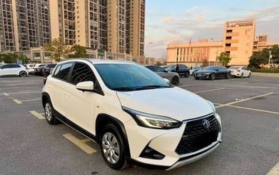 Toyota Yaris XP150 рестайлинг, 2022 год, 1 350 000 рублей, 1 фотография