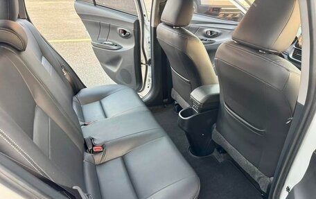 Toyota Yaris XP150 рестайлинг, 2022 год, 1 350 000 рублей, 18 фотография