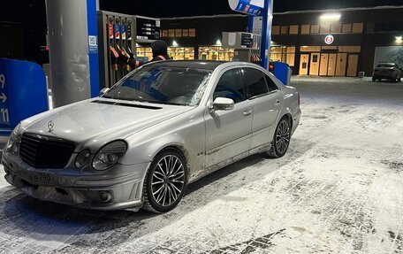 Mercedes-Benz E-Класс, 2003 год, 703 000 рублей, 12 фотография