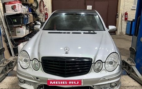 Mercedes-Benz E-Класс, 2003 год, 703 000 рублей, 10 фотография