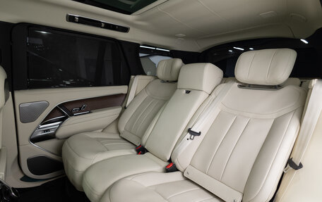 Land Rover Range Rover IV рестайлинг, 2025 год, 24 390 000 рублей, 31 фотография