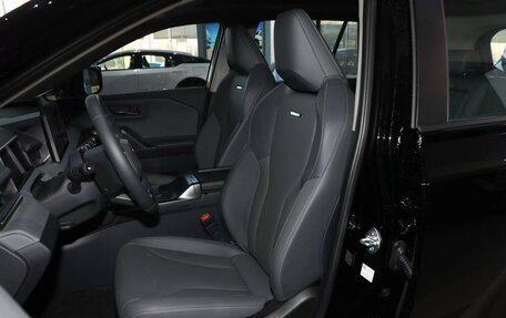 Toyota RAV4, 2025 год, 4 150 000 рублей, 9 фотография