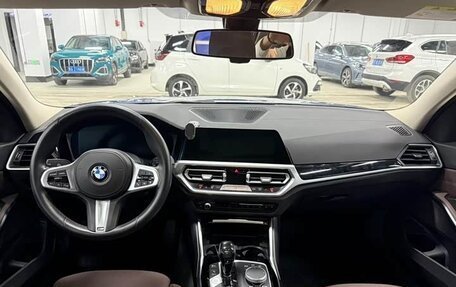BMW 3 серия, 2022 год, 3 057 000 рублей, 21 фотография