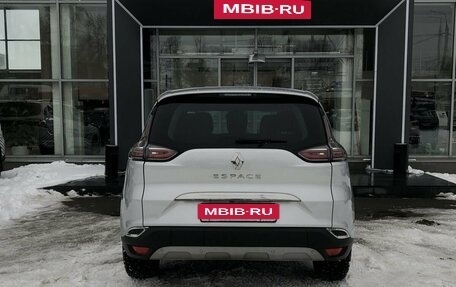 Renault Espace V рестайлинг, 2017 год, 1 640 000 рублей, 6 фотография