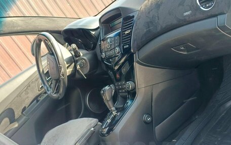 Chevrolet Cruze II, 2012 год, 700 000 рублей, 8 фотография