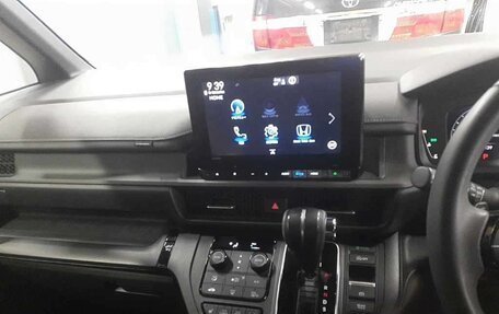 Honda Stepwgn, 2022 год, 2 590 000 рублей, 6 фотография