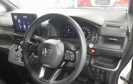 Honda Stepwgn, 2022 год, 2 590 000 рублей, 5 фотография