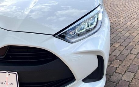 Toyota Yaris, 2022 год, 1 150 007 рублей, 9 фотография