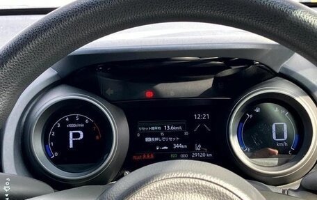 Toyota Yaris, 2022 год, 1 150 007 рублей, 20 фотография