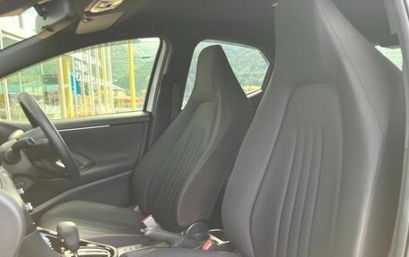 Toyota Yaris, 2022 год, 1 150 007 рублей, 28 фотография