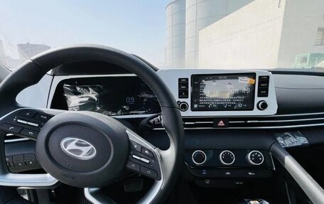 Hyundai Elantra, 2025 год, 2 100 000 рублей, 15 фотография