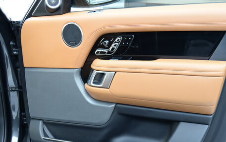 Land Rover Range Rover IV рестайлинг, 2020 год, 5 990 000 рублей, 33 фотография