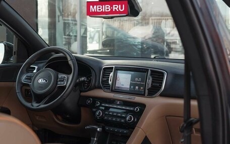 KIA Sportage IV рестайлинг, 2017 год, 2 170 000 рублей, 10 фотография