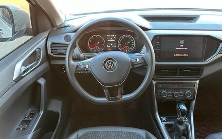 Volkswagen T-Cross I, 2022 год, 1 420 000 рублей, 9 фотография