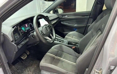 Volkswagen Golf VIII, 2022 год, 1 630 000 рублей, 7 фотография