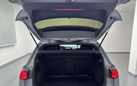 Volkswagen Golf VIII, 2022 год, 1 630 000 рублей, 9 фотография