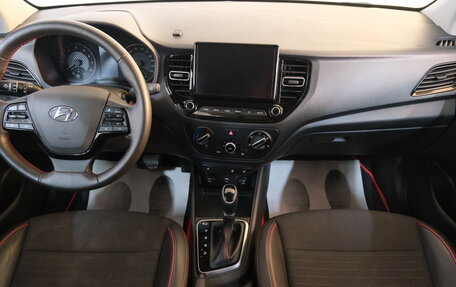 Hyundai Solaris II рестайлинг, 2022 год, 1 819 000 рублей, 14 фотография