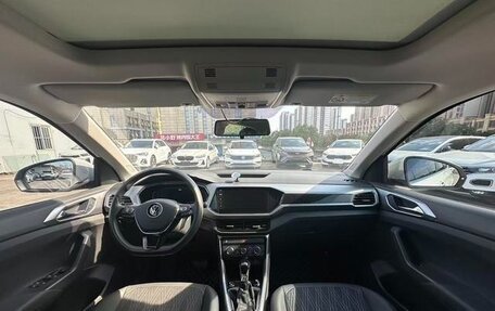 Volkswagen T-Cross I, 2022 год, 1 390 000 рублей, 7 фотография