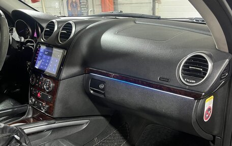 Mercedes-Benz GL-Класс, 2010 год, 1 950 000 рублей, 19 фотография