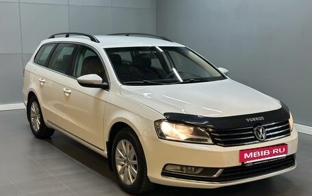 Volkswagen Passat B7, 2014 год, 947 000 рублей, 3 фотография