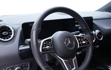 Mercedes-Benz GLA, 2021 год, 1 750 000 рублей, 8 фотография