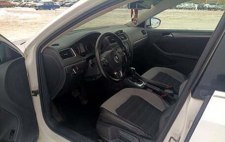 Volkswagen Jetta VI, 2013 год, 1 200 000 рублей, 8 фотография